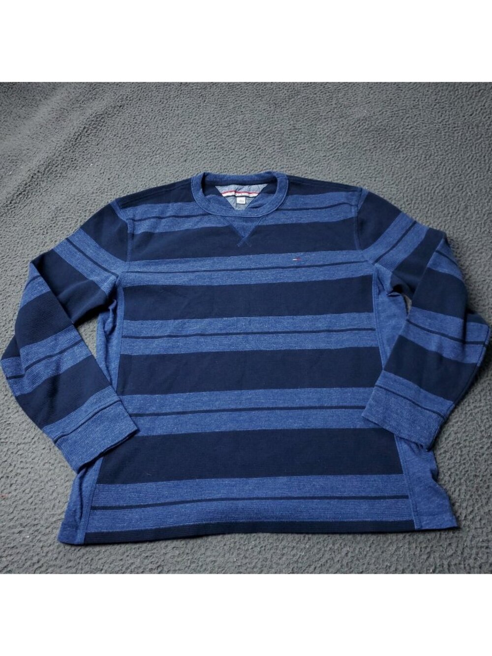 Tommy Hilfiger Sweater Boys Size XL Blue Crewneck Striped Casual